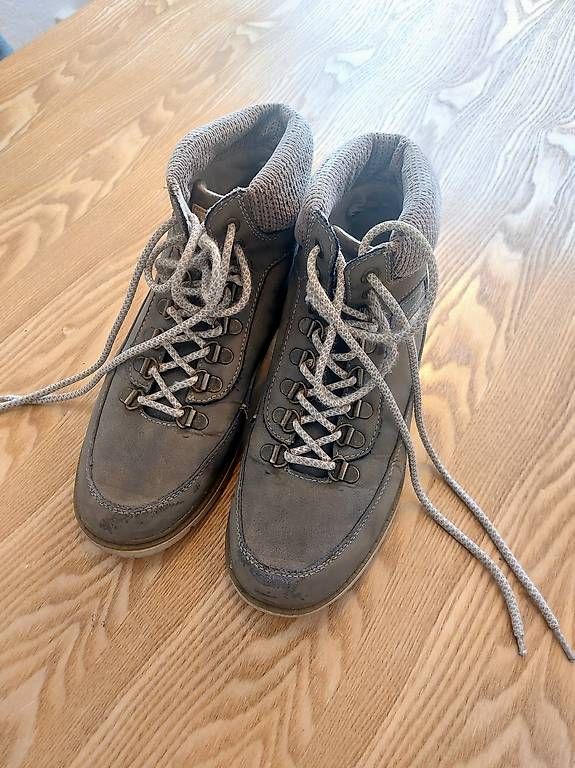 Scarpe da donna: Vegane Winterschuhe Gr. 38 – Usato da Thun venduto da sa808
