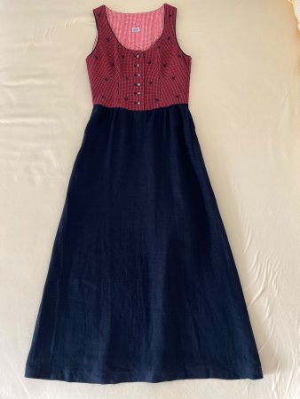 Hochwertiges Vintage Gössl Dirndl – handbestickt