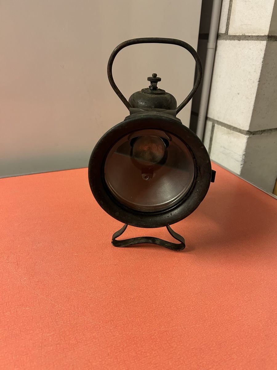 Lampade: Antike Lampe Decker Neuchâtel. – Usato da Lanzenhäusern venduto da vic63 1