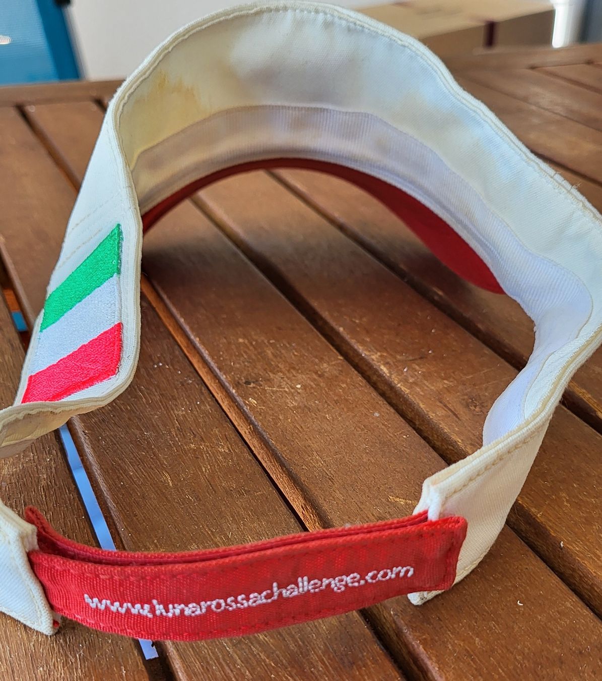 Prada Copricapi, berretti & cappellini: Prada Luna Rossa Cap/Vizor – Usato da Unterseen venduto da rej_lnk9 3