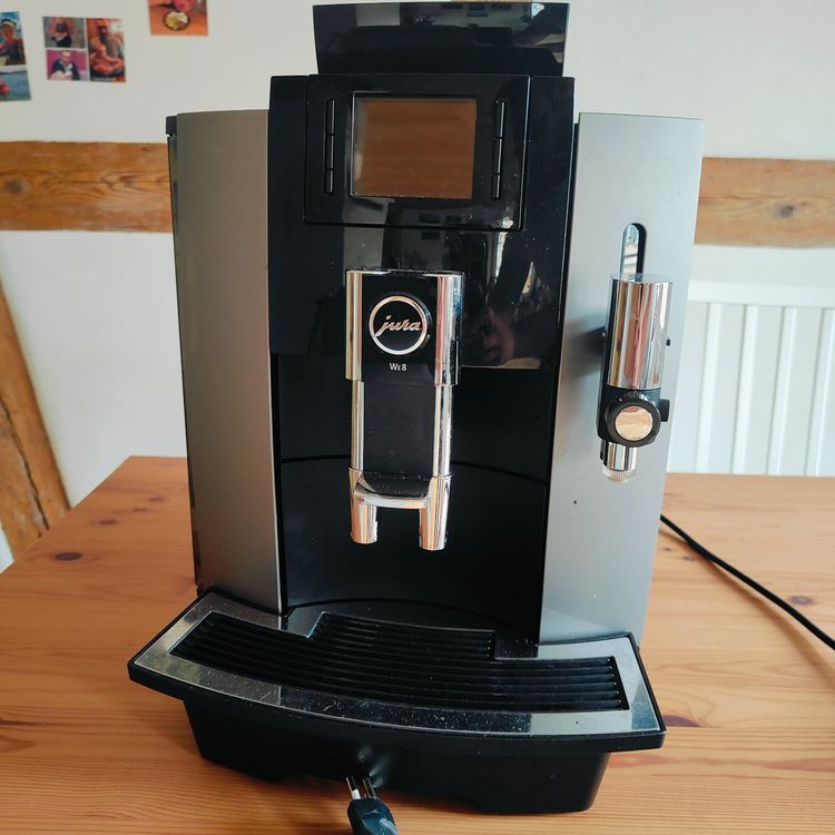 Jura WE8 Dark Inox SA Kaffeemaschine Vollautomat gebraucht (Gebraucht ...