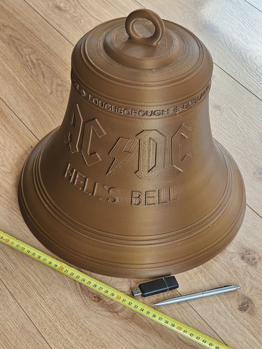 Glocken & Treicheln: AC DC Hell's Bell  380mm 890gr en PLA – Neu (gemäss Beschreibung) aus Yvonand von Li_poch 3