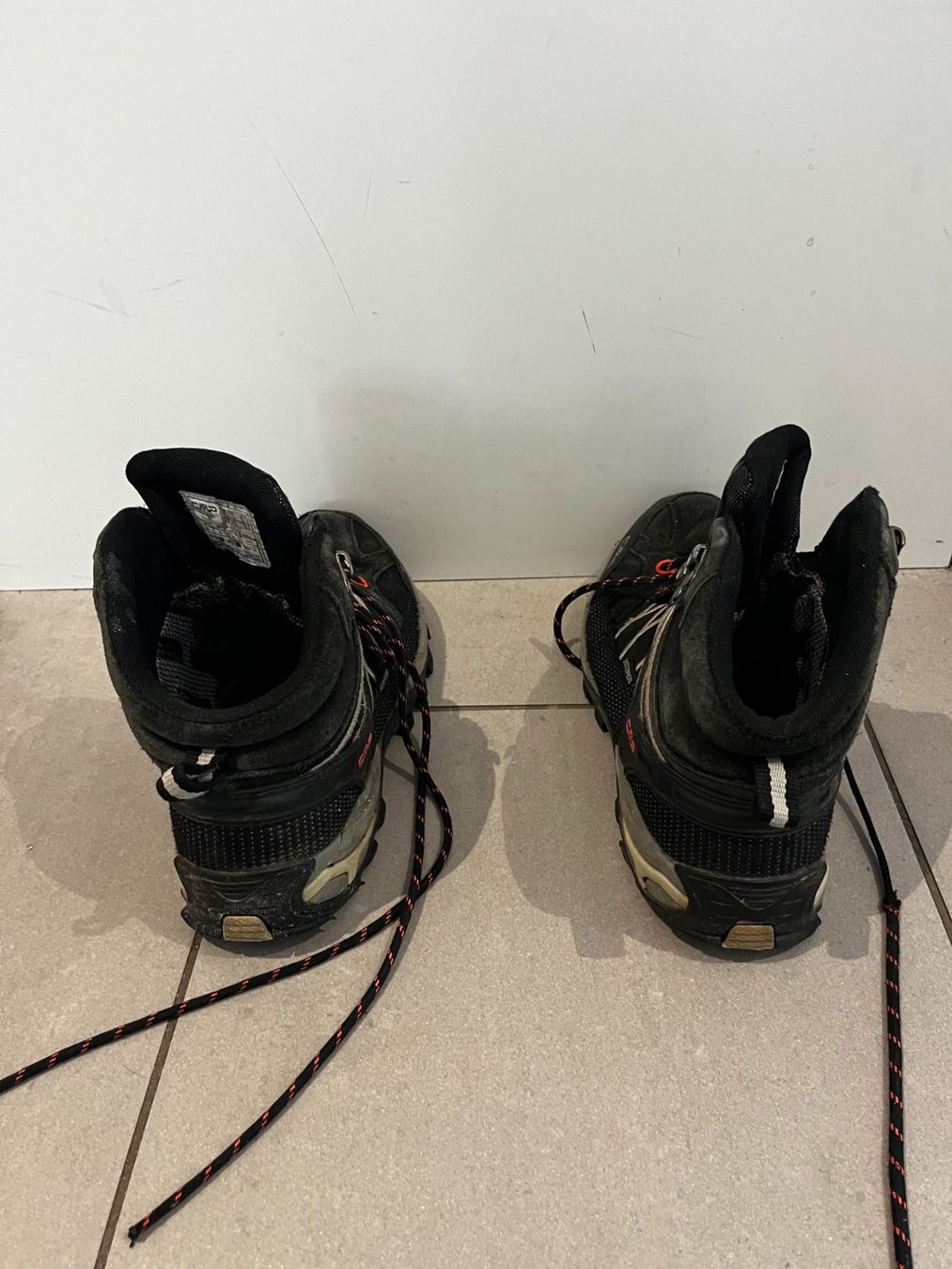 CMP Chaussures garçon: CMP Wanderschuhe, wasserdicht, Grösse 40, Wintertauglich – D'occasion à Zumikon par max_sv5g 2