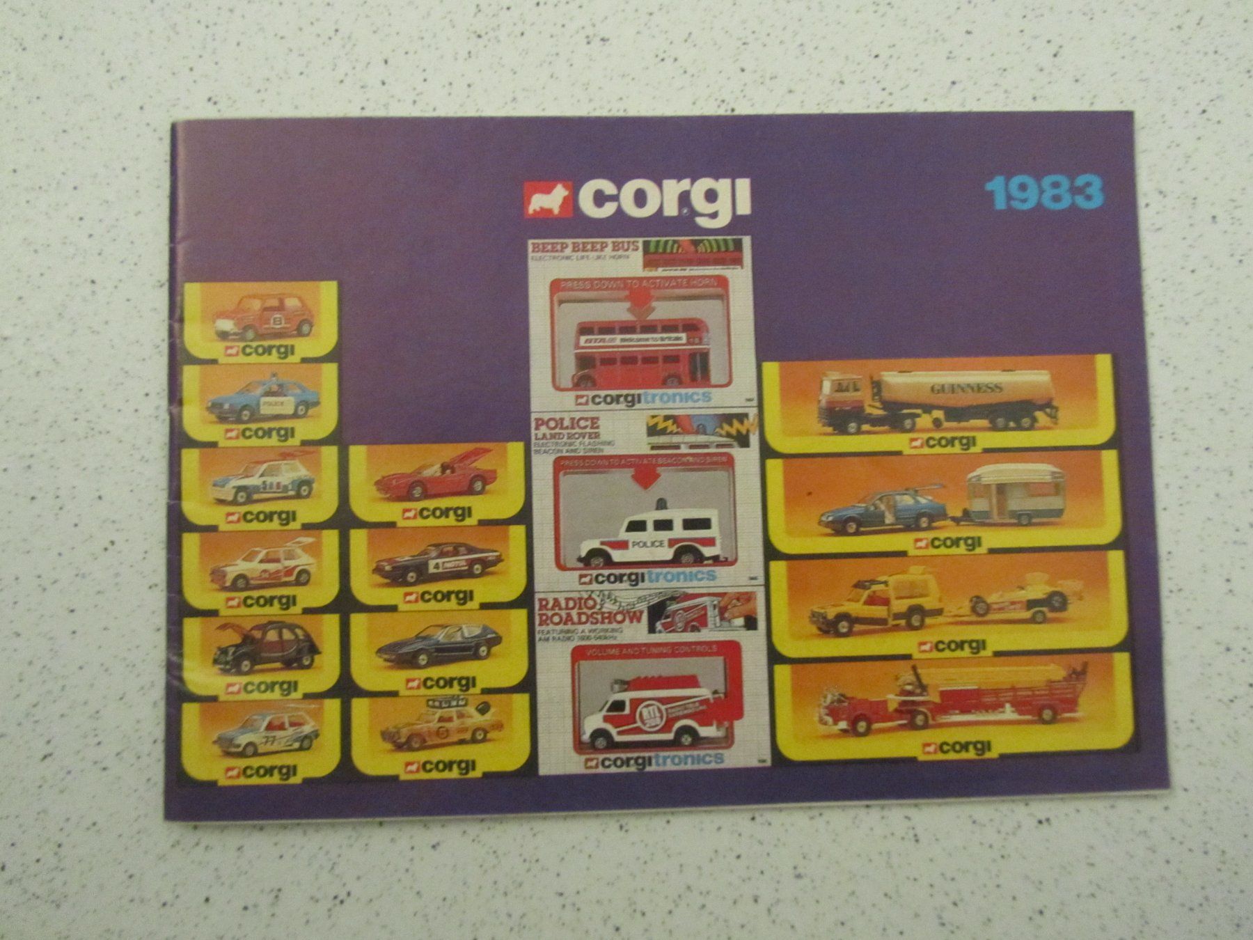 Corgi Toys Modellini d'auto: Corgi Toys, Prospekt von 1983 – Usato da Weiningen ZH venduto da dietsch57