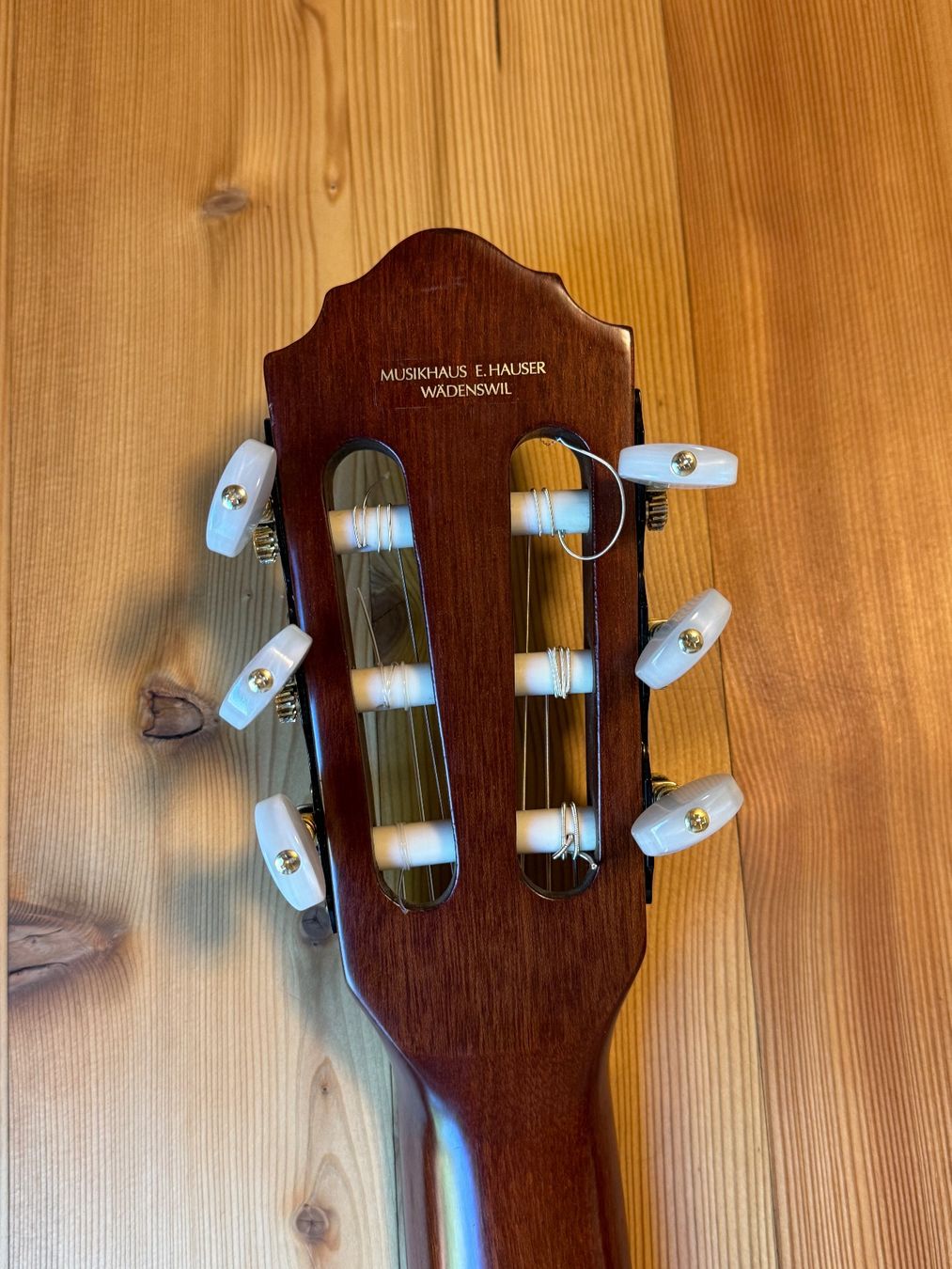 Höfner Musikinstrumente: 3/4-Gitarre Höfner – Gebraucht aus Erlenbach ZH von Kreuzplatz2016 2