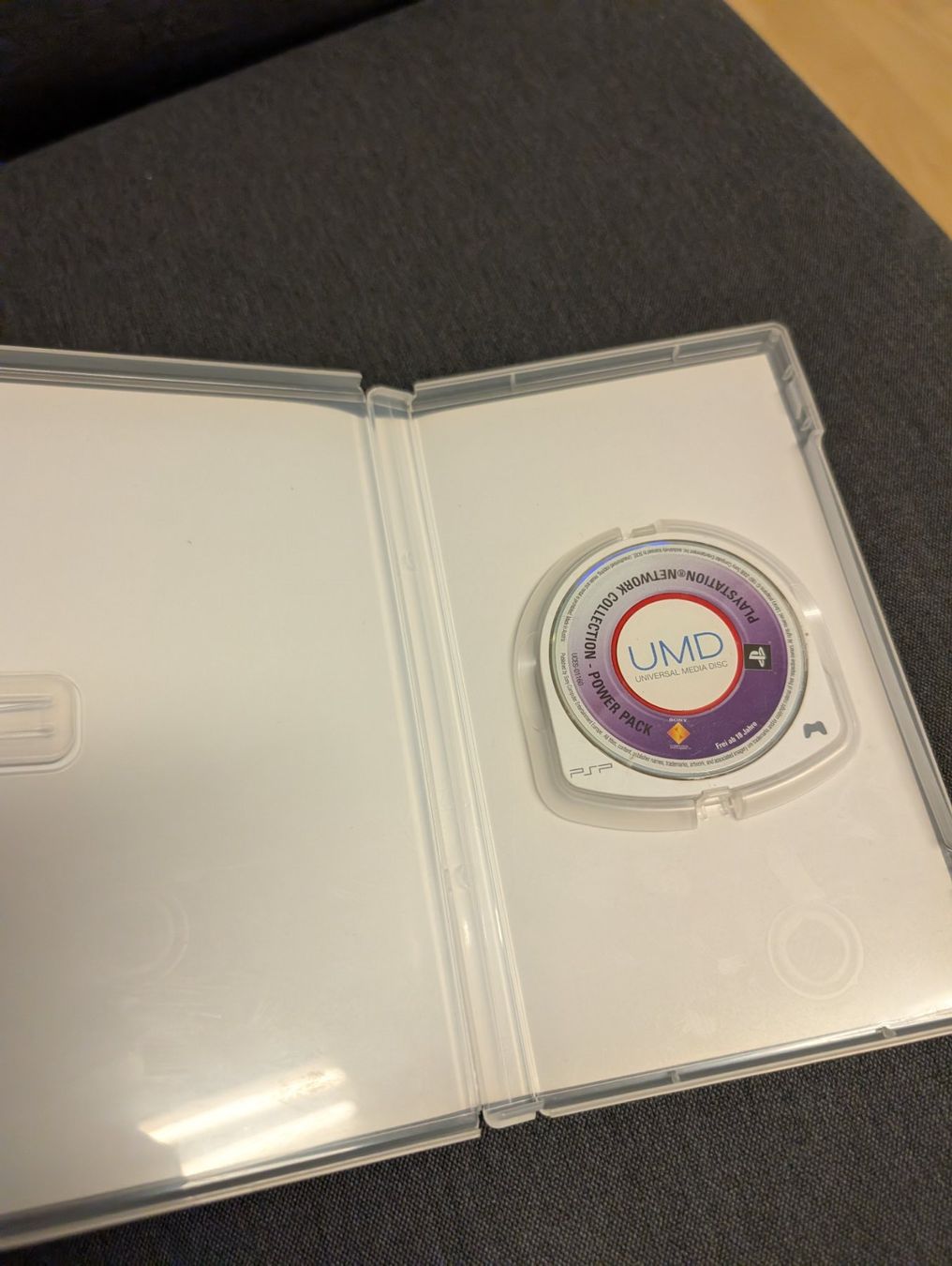 Giochi: PlayStation network collection Power pack Sony psp – Usato da Giubiasco venduto da Tici__nerd_Giubiasco 2
