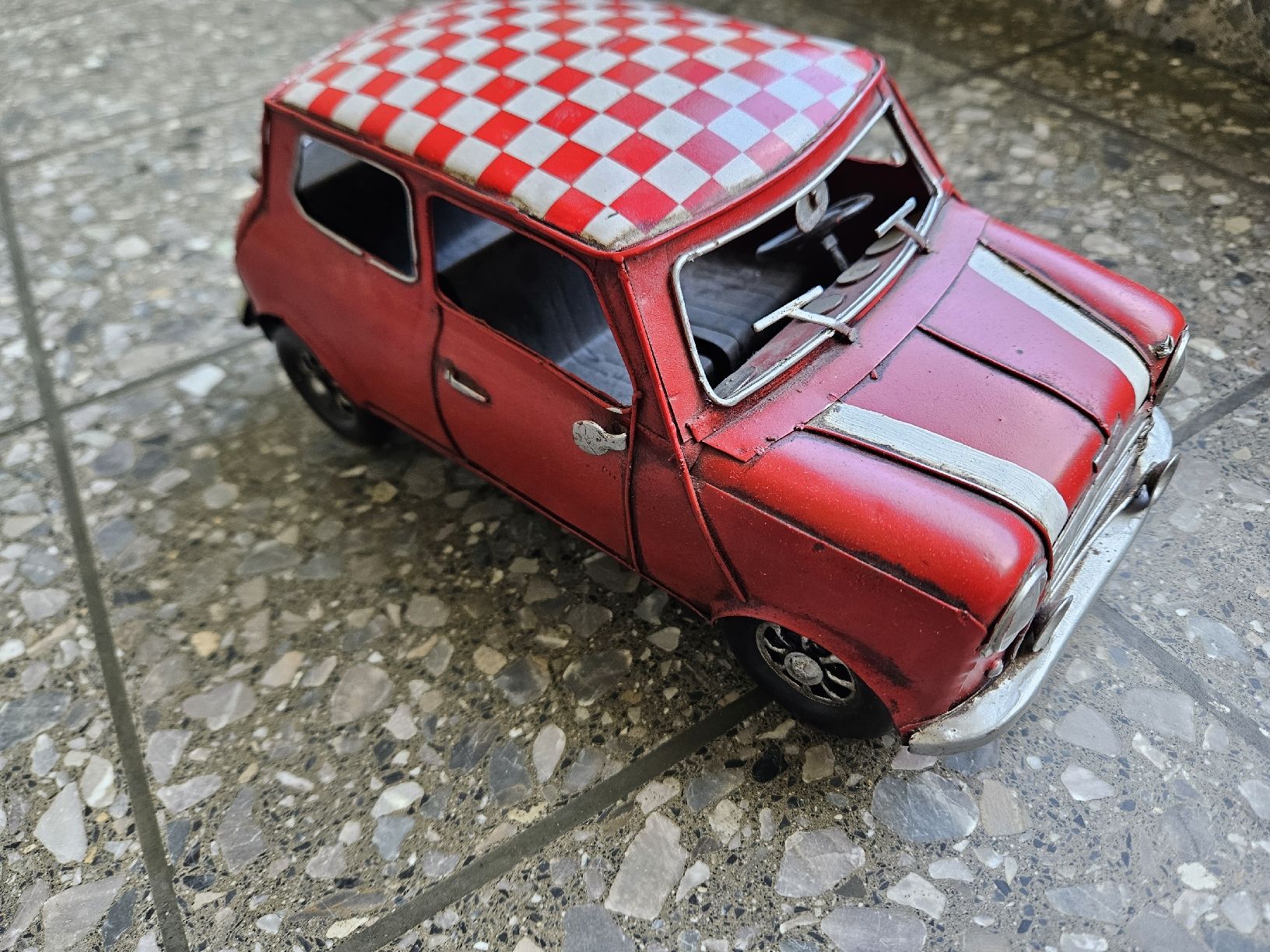 Cooper Voitures modèles: Blechauto rot kariertes Dach gebraucht – D'occasion à Zürich par mecafe 2