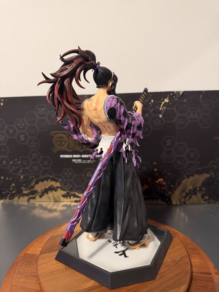 Statuette: Statuetta Demon Slayer !!! Action Figure – Nuovo (secondo la descrizione) da S. Pietro venduto da nap_9xjt 2