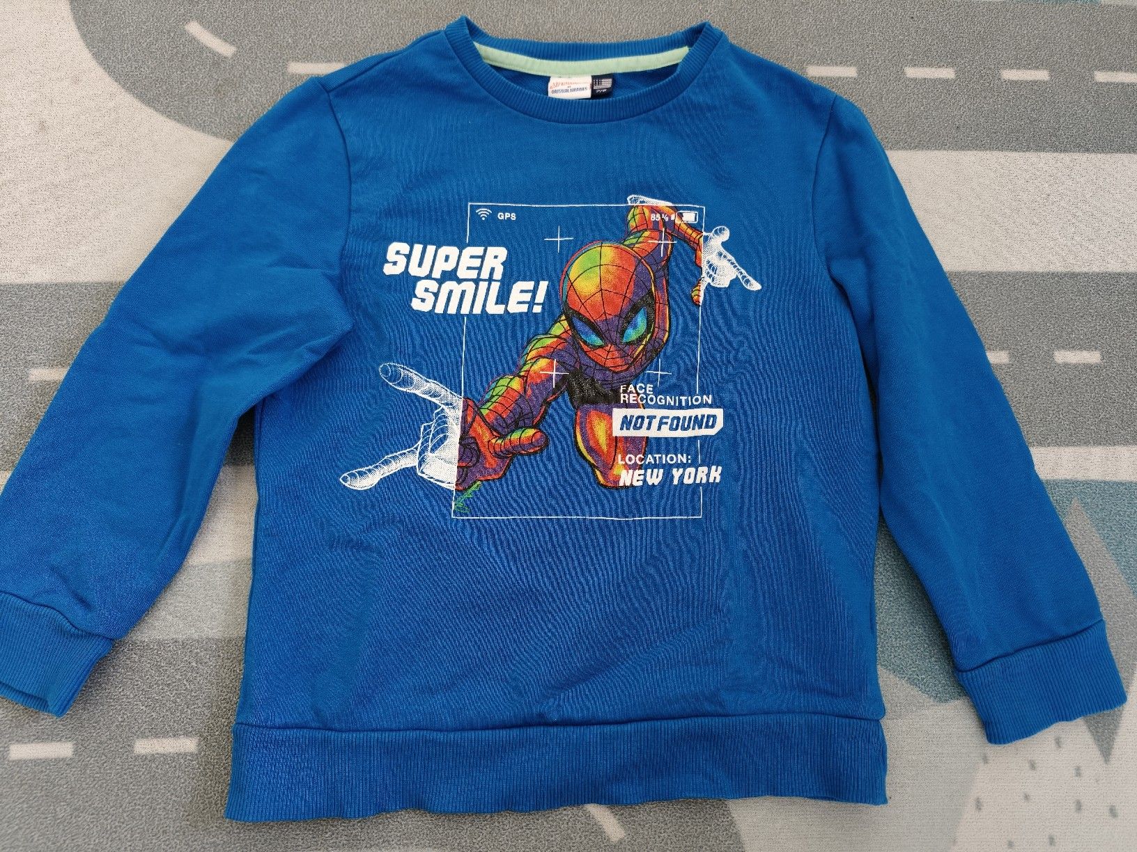 Kleiderpakete & -sets: 6 Pullover Set Kinder Gr. 122/128 gebraucht – Gebraucht aus Naters von Nikii 3