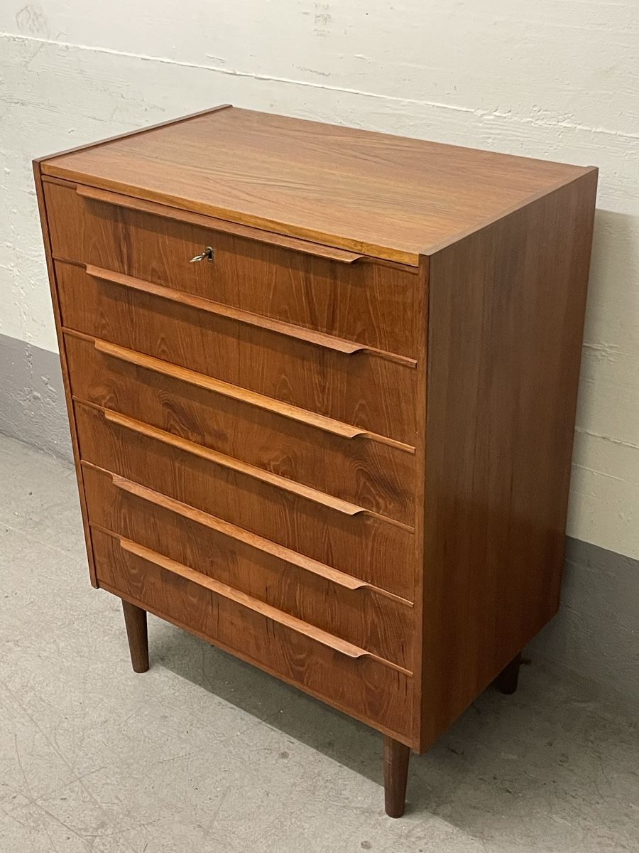 Cassettiere: Vintage kommode/sideboard mit 6 schubladen & 1 schlüssel – Usato da Zürich venduto da Vintage-1993 1