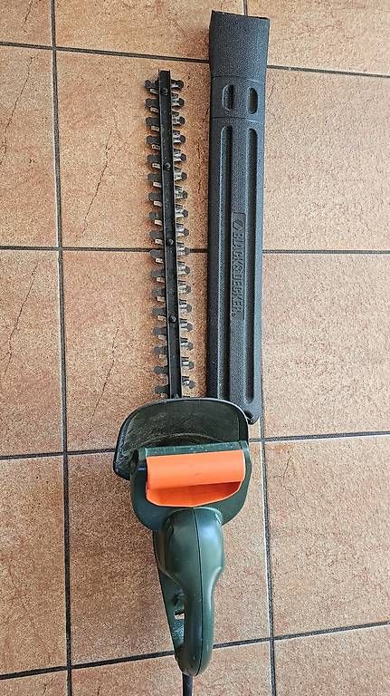 Tutti gli attrezzi: Heckenschere elektrisch Black und Decker – Usato da Sutz venduto da Anker06 2