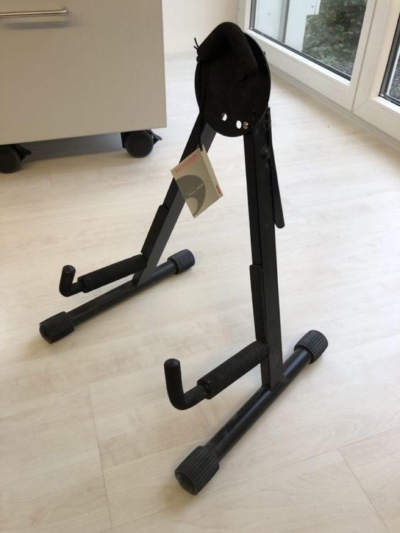 Hohner Gitarrenständer QuickA klappbar, schwarz (Gebraucht) in ...