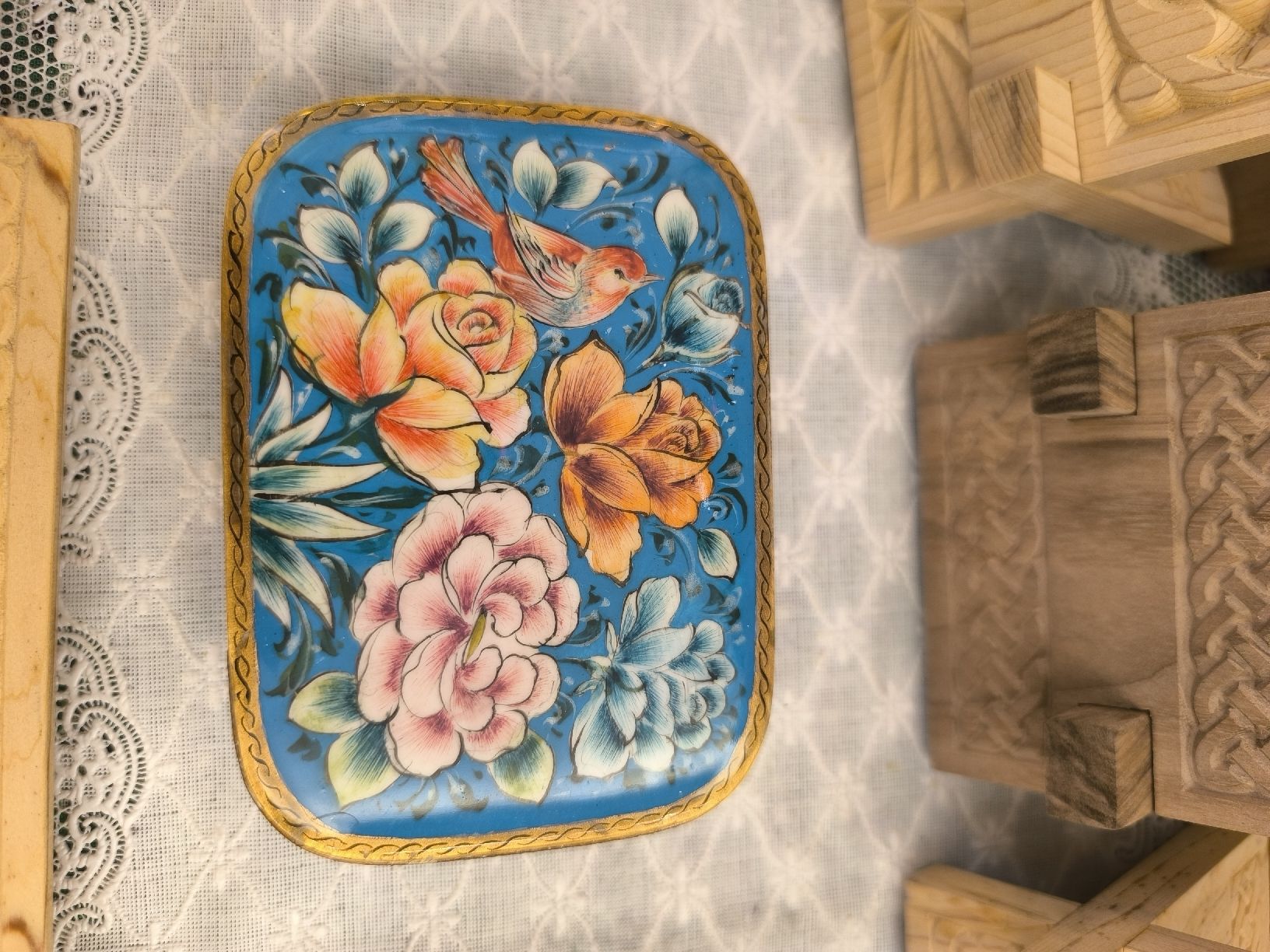 Portagioie: Schmuckdose handbemalt mit Blumen und Vogel, Nostalgie – Nuovo (secondo la descrizione) da Zürich venduto da gobel 2