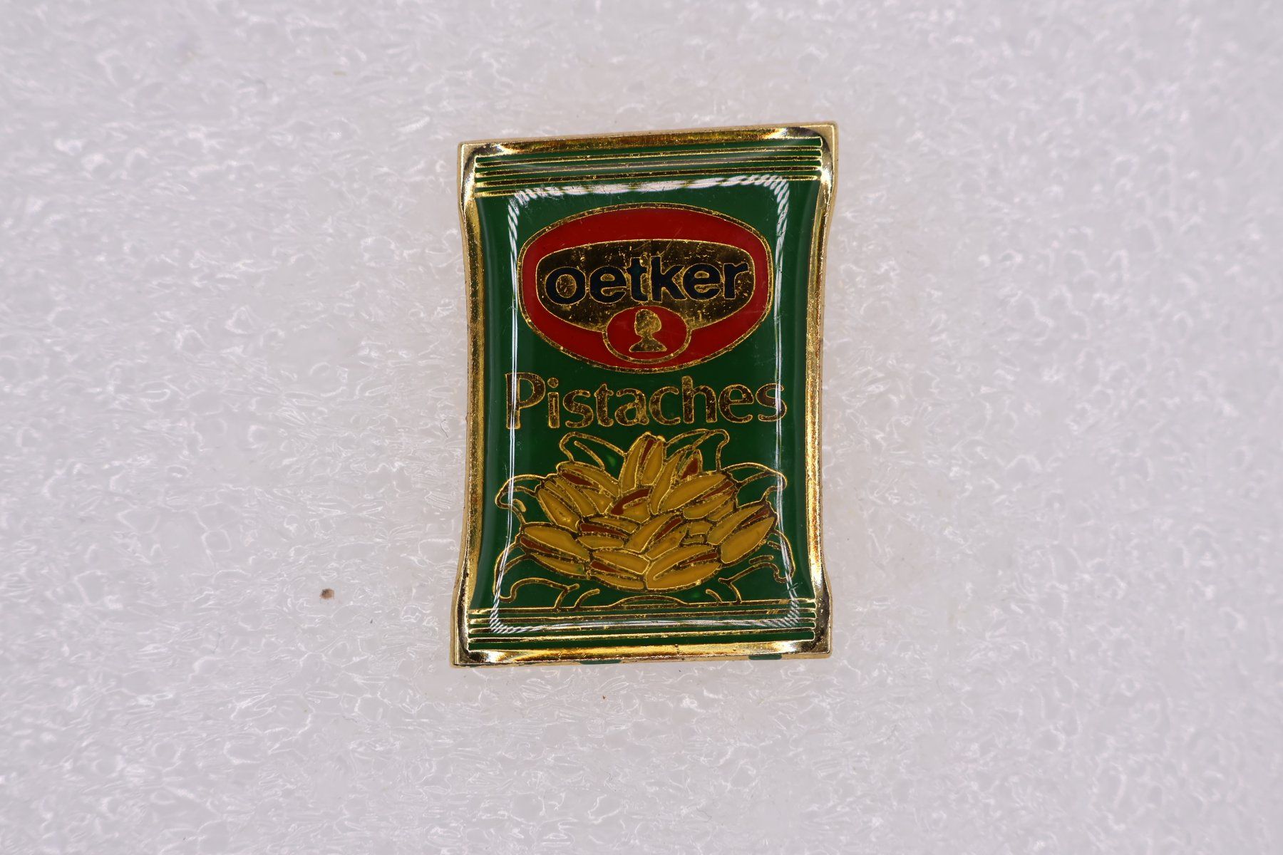 Placchette & Badge: oetker  Pistaches – Usato da Winterthur venduto da Sammleroase