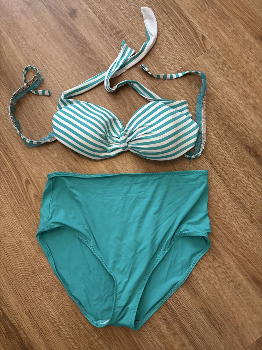 Maillots de bain & Bikinis: Bikini, Grösse 40 – D'occasion à Thalwil par Sonnenfee