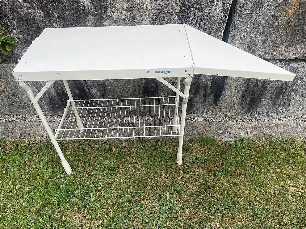 Cuisines complètes: Camping-Küchenmöbel – D'occasion à Ebikon par Berg8