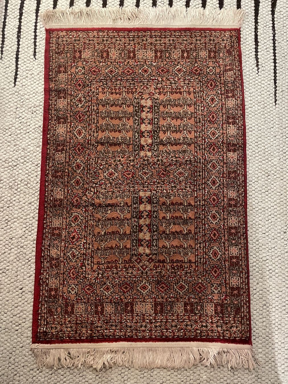 Tappeti: "Orientalischer" Teppich – Usato da Bern venduto da meta_citizen