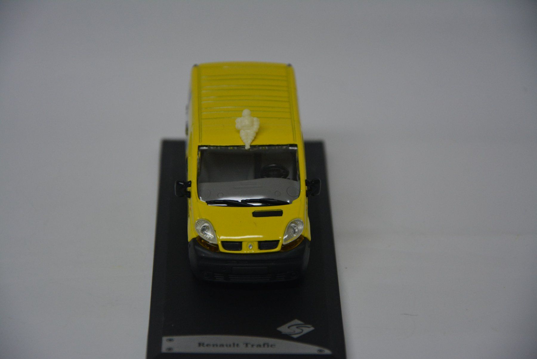 Renault Modellini d'auto: Renault Trafic Michelin , Solido , 1:43 – Nuovo e nell'imballaggio originale da Goldach venduto da Feivel9 3