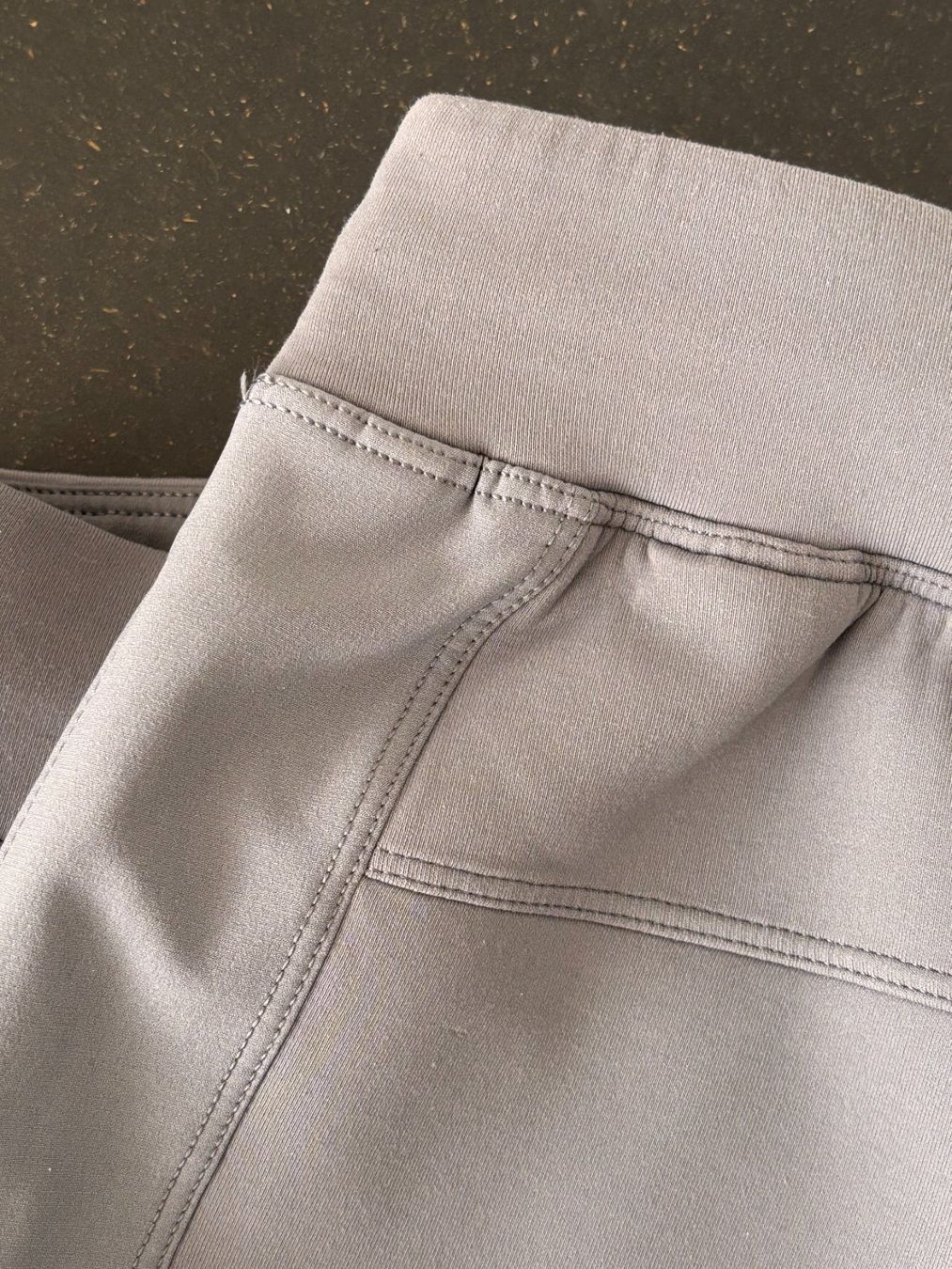 Lululemon Pantaloni: Lululemon 'T.H.E. Short' (M) – Usato da Bern venduto da lolapennt 6
