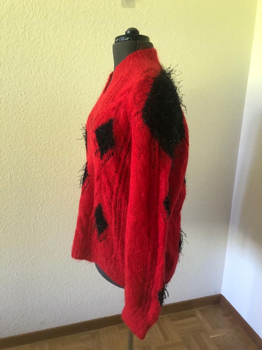 Maglioni & Felpe: Red and Black Diamond Pattern Sweater, Size Medium – Nuovo (secondo la descrizione) da Versoix venduto da pen_6hgs 1