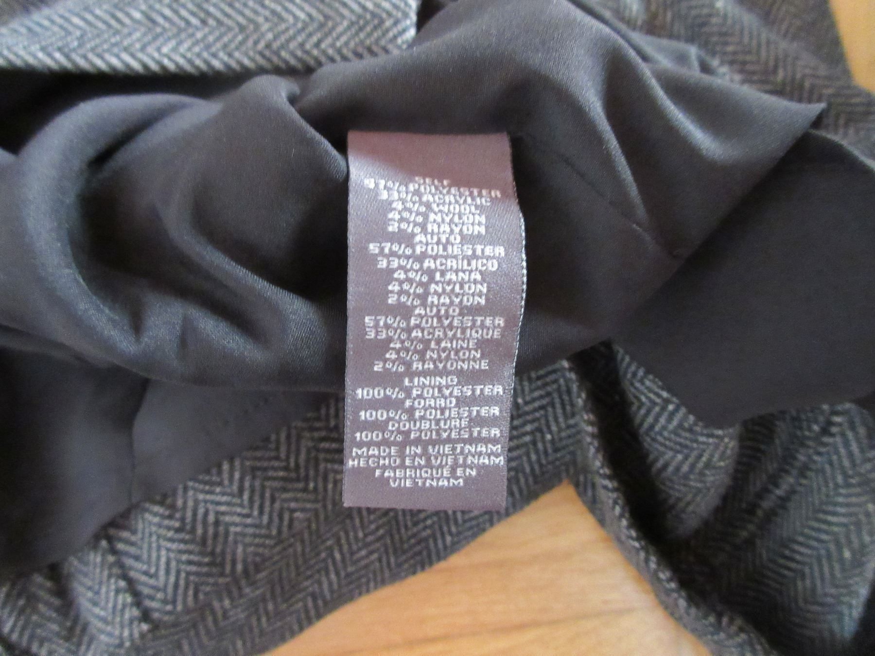 Vestiti: Damen Kleid XS Vince Camuto – Nuovo (secondo la descrizione) da Lichtensteig venduto da mosovi 2
