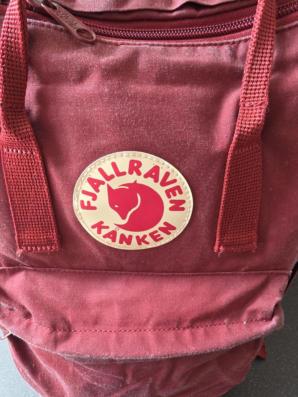 Fjällräven Zaini: Fjällräven Kankan Backpack Red – Usato da Zürich venduto da lit_n7pb 1
