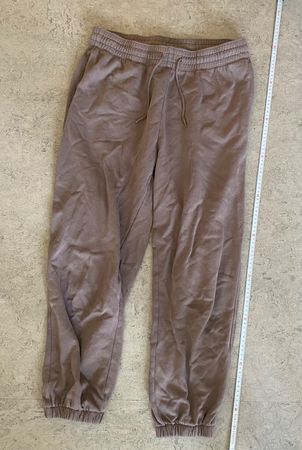 H&M Trainer L beige-braun mit Taschen & Bändeli
