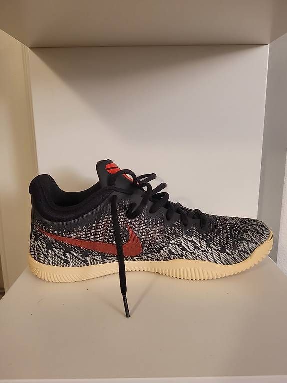 Scarpe da uomo: Nike Mamba Range Gr. 40.5 – Usato da Uster venduto da cha_xv85 3