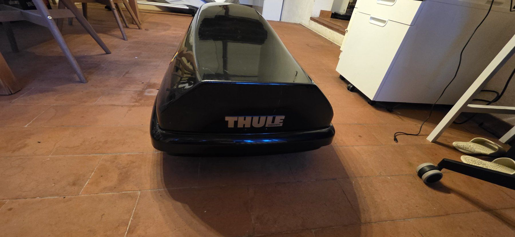 Thule Box da tetto: Coffre de toit Thule noir 230 x 70 cm – Usato da EPALINGES venduto da fre_vr52 2