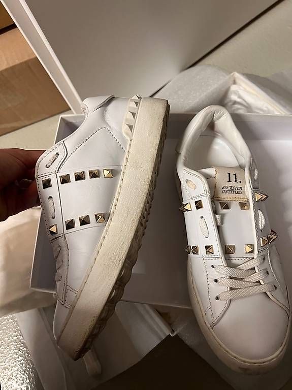 Scarpe da donna: Valentino Garavani rockstud untitled sneaker – Usato da Ittigen venduto da san_9pr8 3