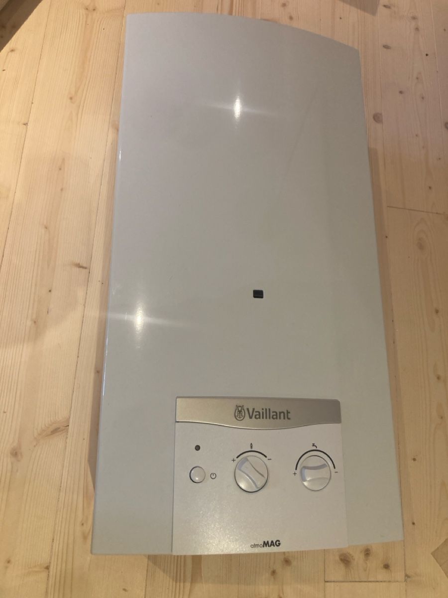 Sanitari: Vaillant Gas-Durchlaufwasserheizer – Nuovo e nell'imballaggio originale da Adliswil venduto da adliman
