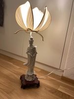 Chinesische Blanc de Chine Figur Quanyin als Lampe
