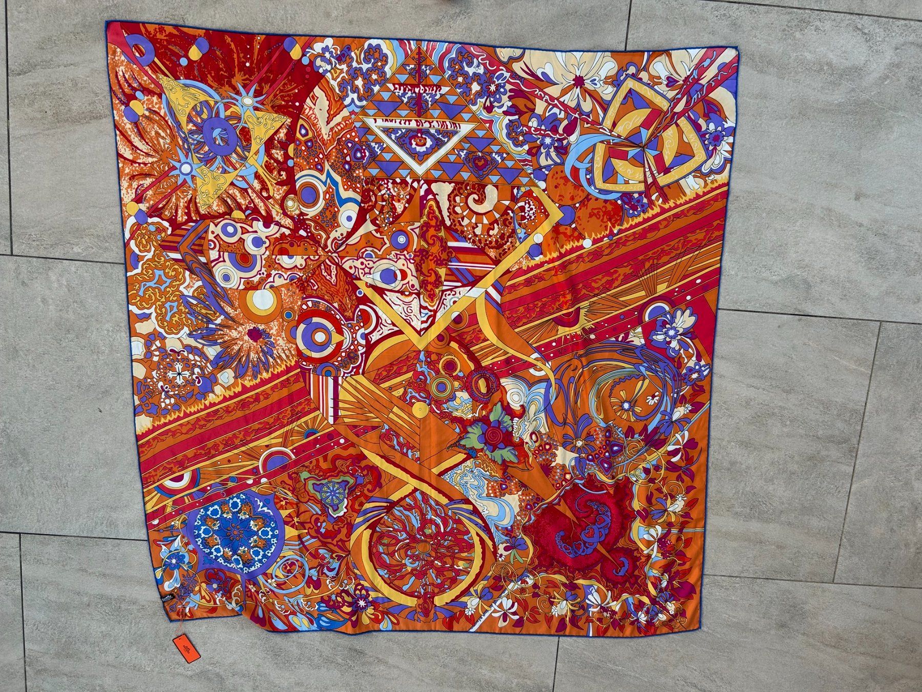 Hermès Foulard & Sciarpe: Seidenschal Hermes – Nuovo (secondo la descrizione) da Binningen venduto da Kilini 3