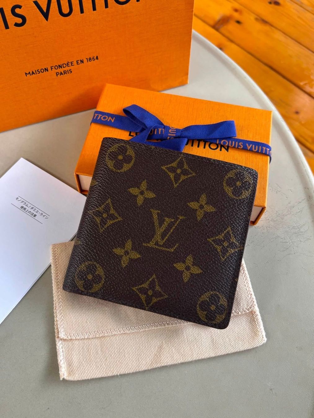 Louis Vuitton Portefeuilles: Louis Vuitton Marco Men's Wallet – D'occasion à Buch am Irchel par Pukpan_99