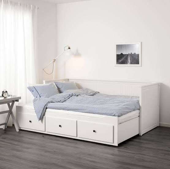 Ikea Letti: Bett HEMNES, weiss, mit 3 Schubladen – Usato da Hedingen venduto da Jennifer89 3