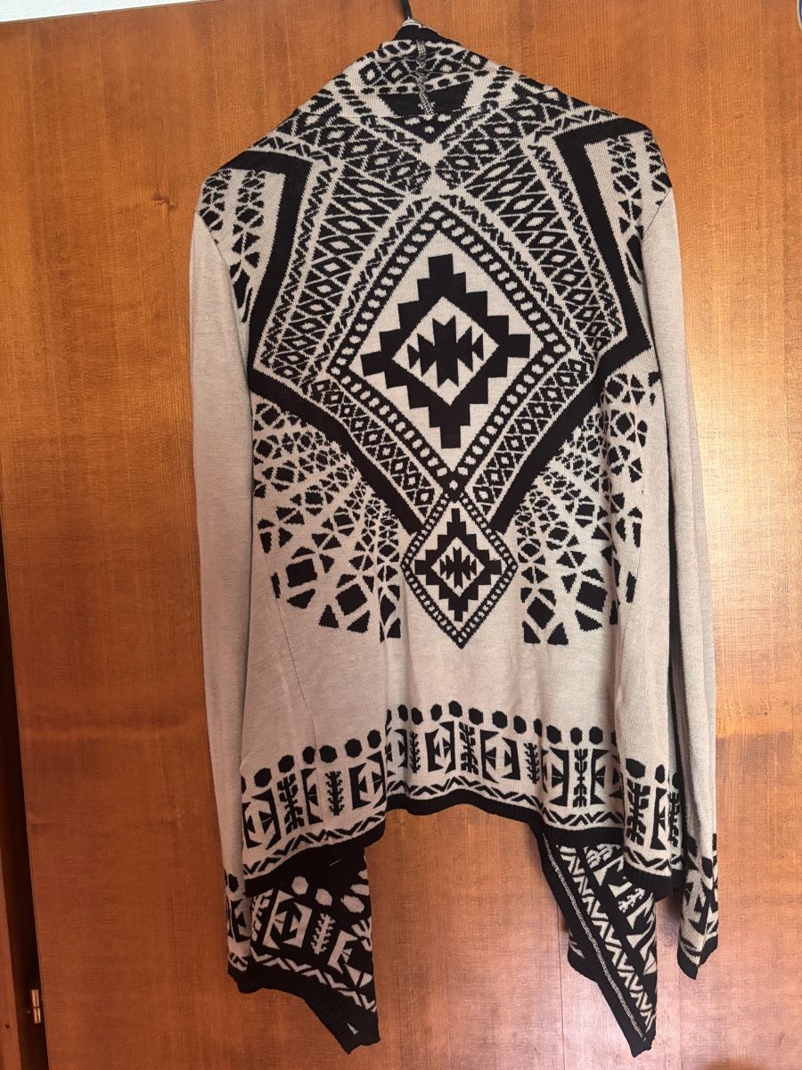 Jacken: Cardigan beige/noir – Gebraucht aus Dugny (Leytron) von Cel_97 1