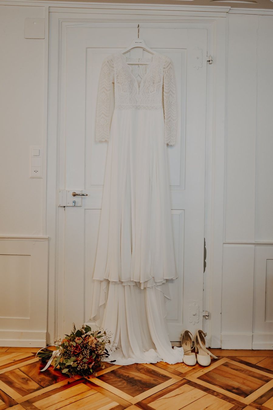 Kleider: Secondhand Brautkleid Rosa Clara "Darcy", Grösse 38-40 – Gebraucht aus Brunnen von Herzig-Brautmode 5
