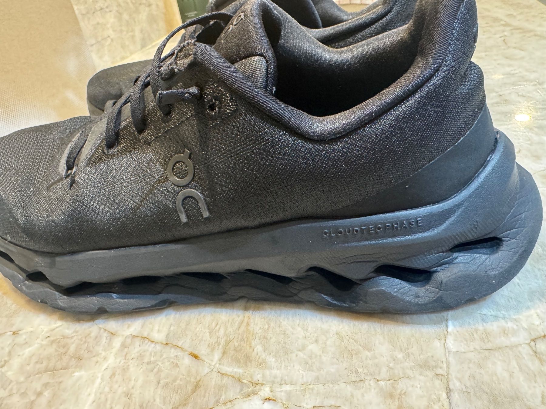 Hogan Herrenschuhe: Basket On Running Cloudtecphase T43 – Gebraucht aus Conches von chn_hgl6 8