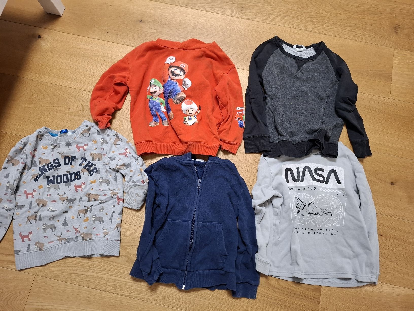Maglioni & Felpe: Pullover Set 110 – Usato da Busswil BE venduto da Binchenbeetli 1