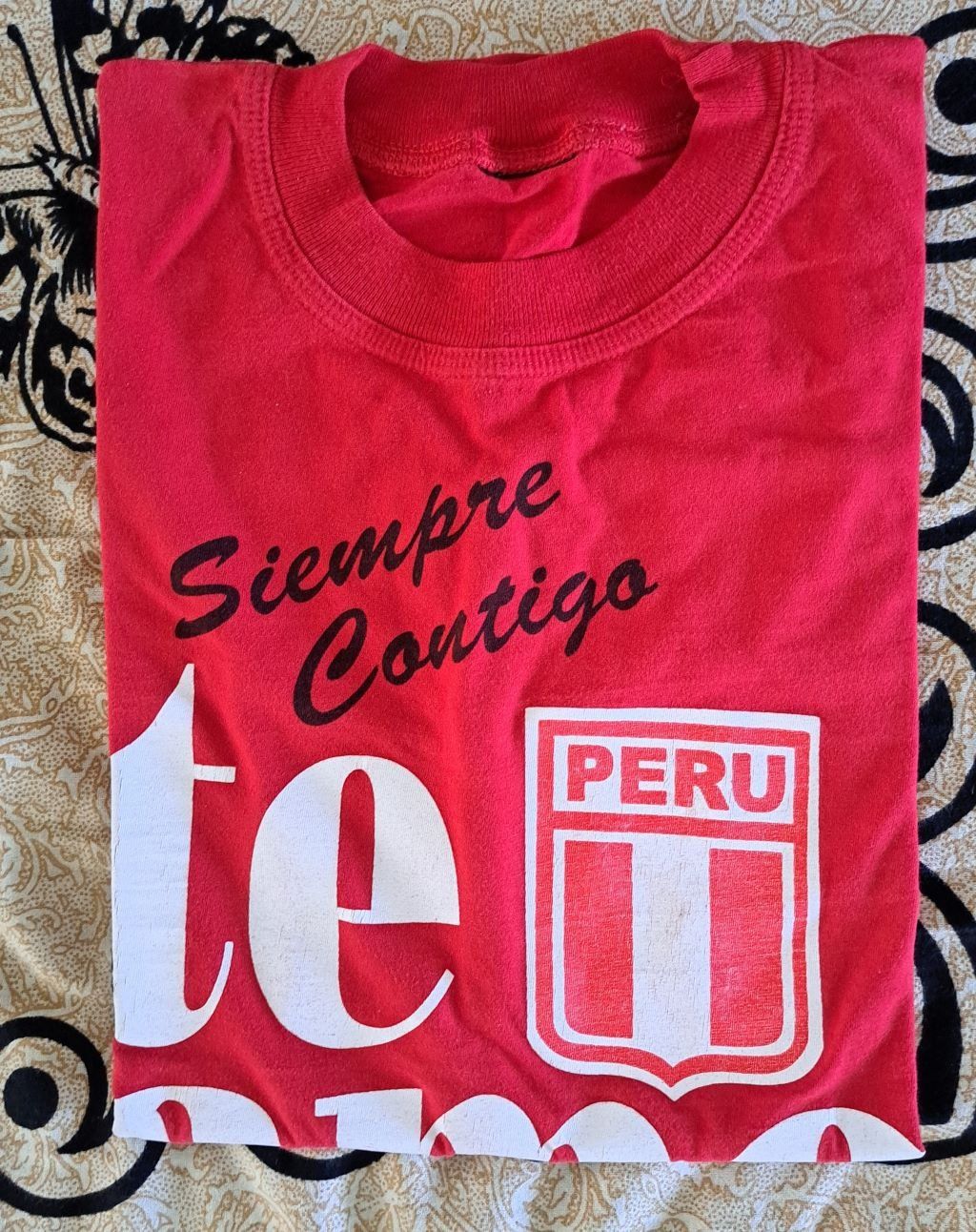 T-shirt: Shirt Peru / te amo Peru M – Usato da Schlieren venduto da Rcaliforni 1
