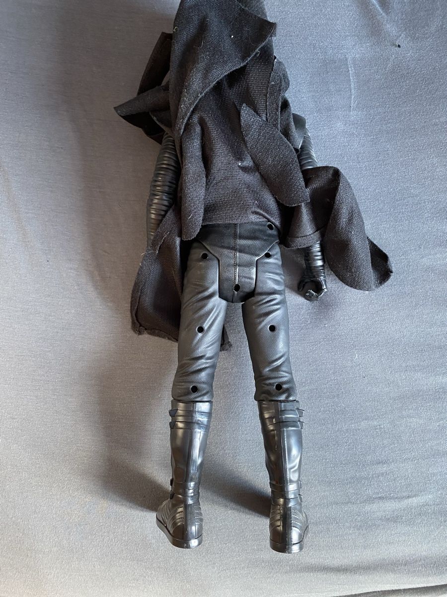 Star Wars Statuette: Star Wars Kylo Ren Actionfigur, ca. 45cm gross – Usato da Safenwil venduto da _e_99_ 2