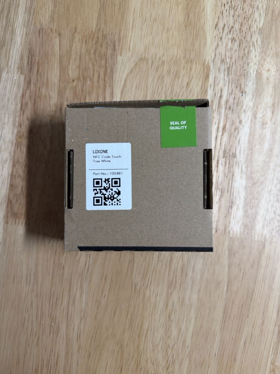 Loxone Componenti elettronici: Loxone NFC Code Touch Tree Weiss neu mit Zubehör – Nuovo e nell'imballaggio originale da Gossau SG venduto da TwiceH 2