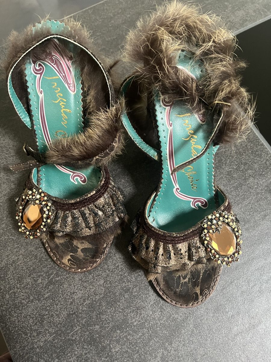 Scarpe da donna: Sandale marron (Irregular )T 37 en cuir – Nuovo (secondo la descrizione) da Porrentruy venduto da SYANKA