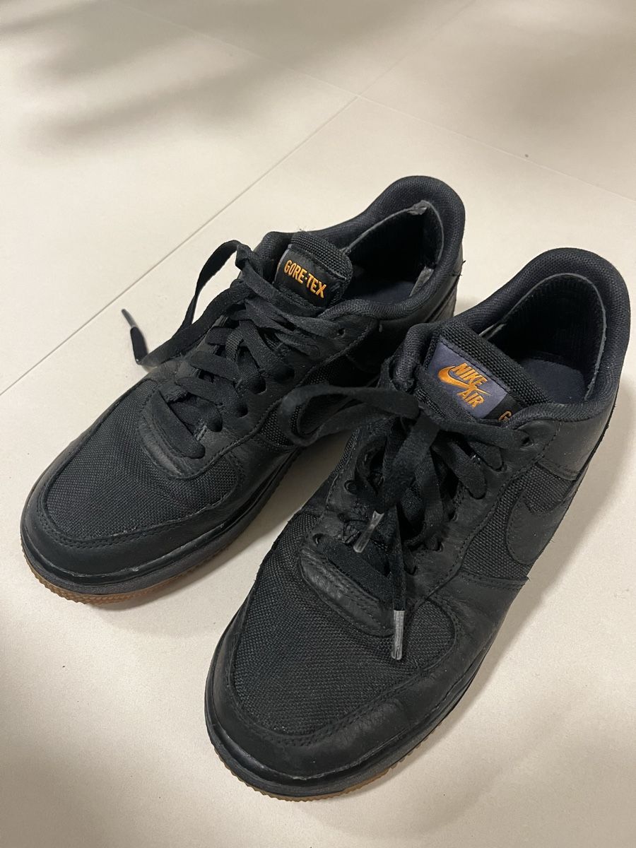 Nike Scarpe da uomo: Nike Air Force 1 Gore-Tex - Black - Gr. 38.5 – Usato da Tenero venduto da debsag