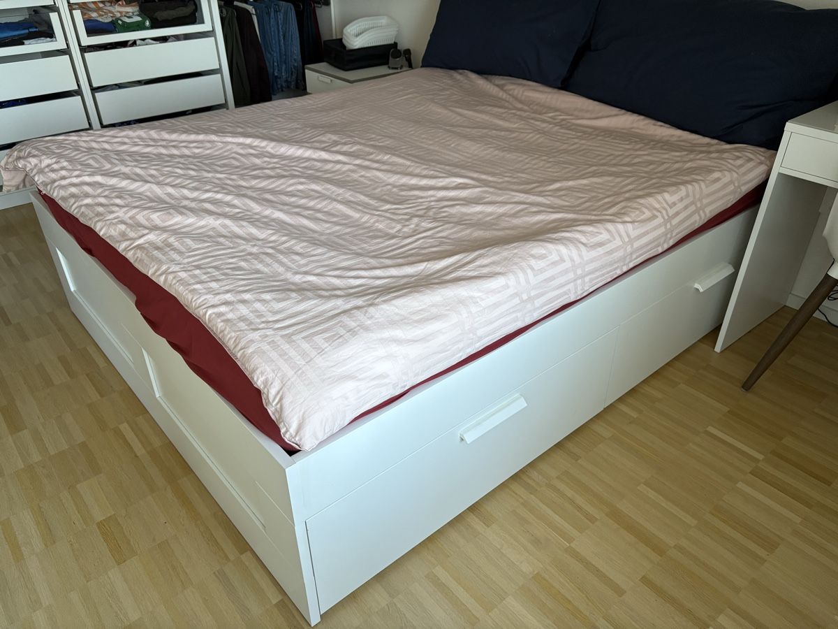 Letti: Ikea Brimnes King size bed with storage – Nuovo (secondo la descrizione) da Binningen venduto da G_Sam87 1