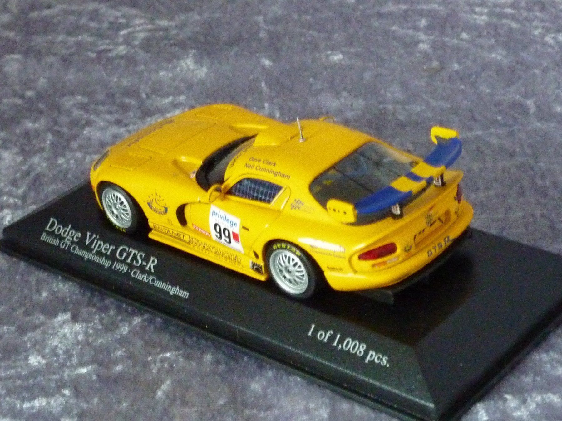 Minichamps Modellini d'auto: Dodge Viper GTS-R #99 1:43 – Nuovo e nell'imballaggio originale da Dürrenäsch venduto da modellautos4you 1