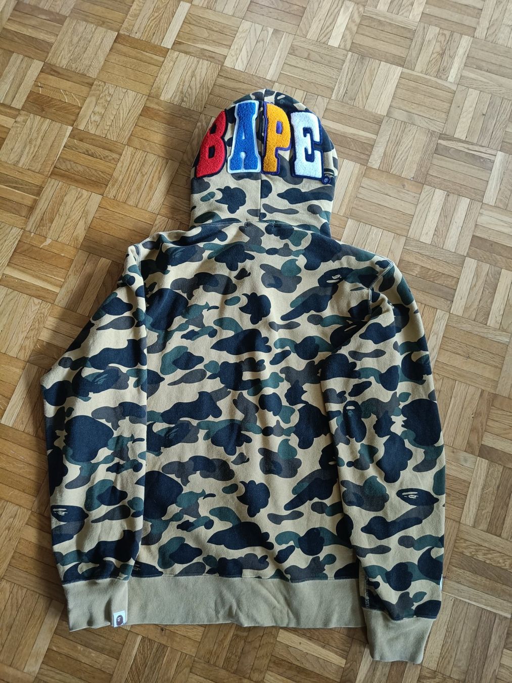 Pulls & Sweat-shirts: Bape zip up – D'occasion à Thun par D.m.x 1