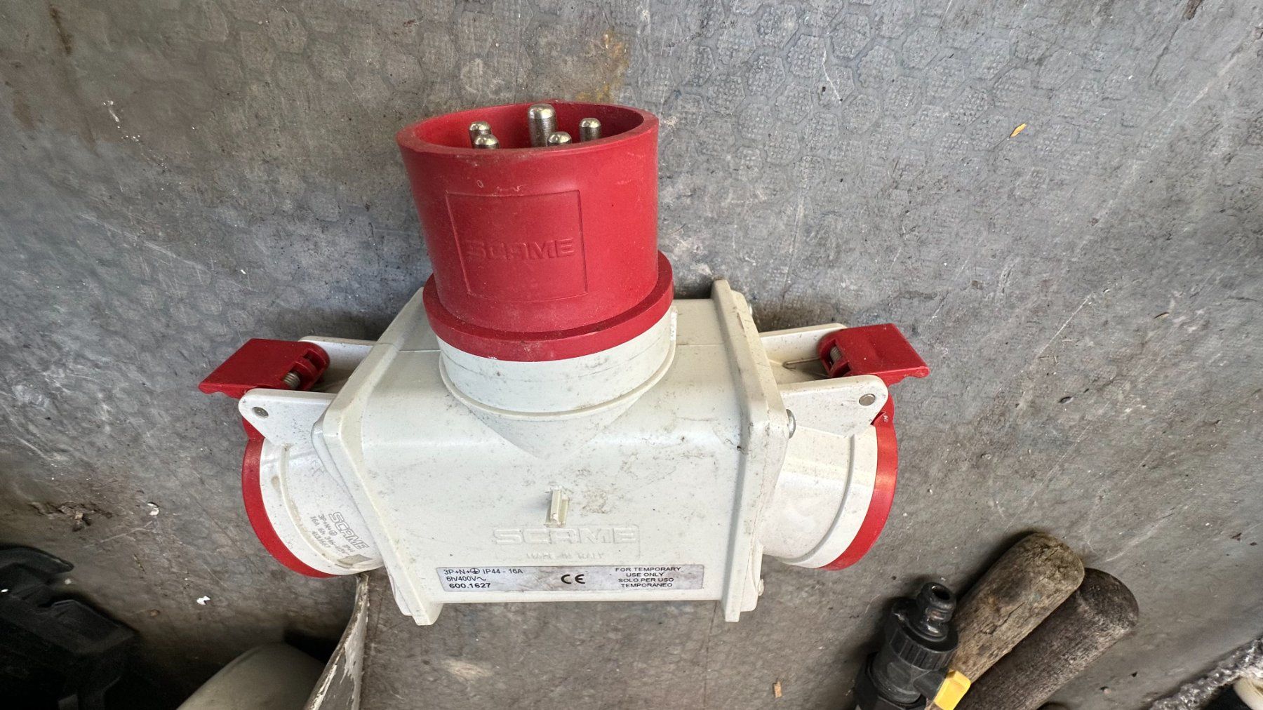 Elettrotecnica: Doppelstecker Baustromverteiler 400V 16A – Usato da Dübendorf venduto da rog_8pqk