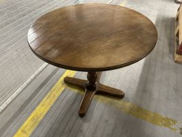 schöner alter Rundtisch Massivholz