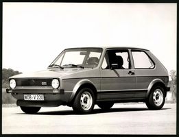 Fotografie Auto Volkswagen VW Golf I GTI